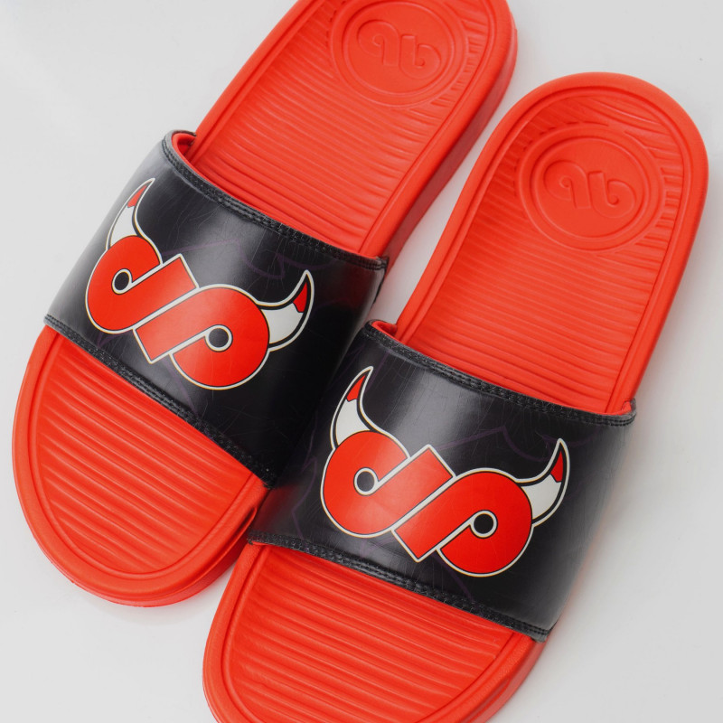 Jual Sandal Sneakers Soleful Red Horn Slides Black Red Original Red Horn - v3.ncrsport.com